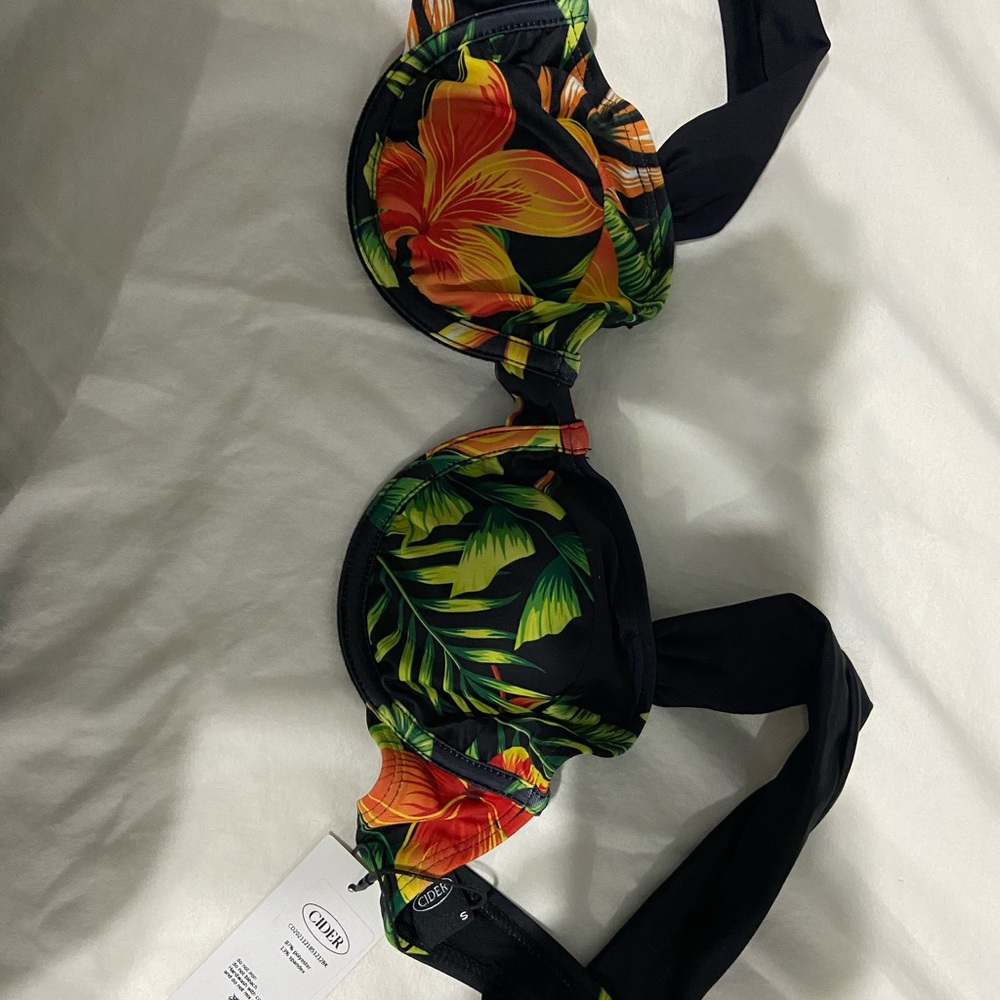 Floral bikini Set - Picture 2 of 2